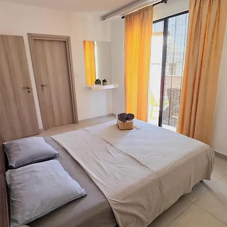 Appartamento 2br With Huge Balcony & Views