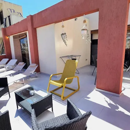 Appartamento 2br With Huge Balcony & Views *