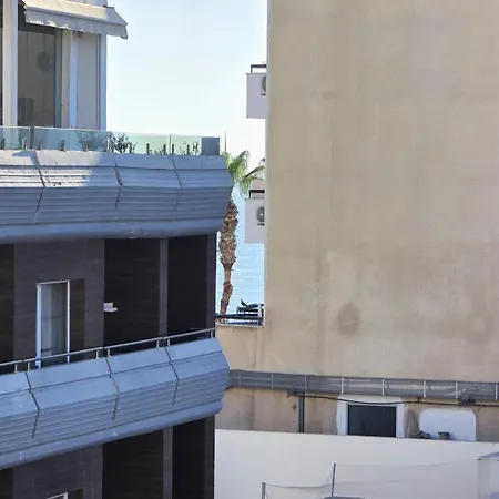 Appartamento 2br With Huge Balcony & Views Larnaca